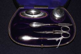 Cased silver mounted manicure set,