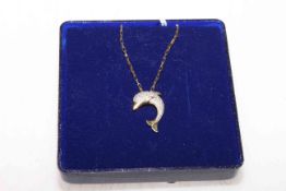 9 carat gold dolphin pendant