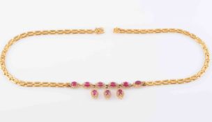 A RUBY, DIAMOND AND YELLOW GOLD NECKLACE,
