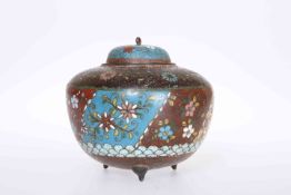 A SMALL CHINESE CLOISONNE ENAMEL CENSER AND COVER, 19TH CENTURY,