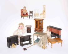 AN EXCELLENT AND EXTENSIVE COLLECTION OF DOLLS AND DOLLS HOUSE FURNISHINGS,