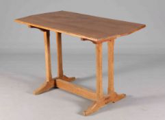 MANNER OF STANLEY WEBB DAVIES (1894-1978) A COTSWOLD SCHOOL OAK HALL TABLE, CIRCA 1930'S,