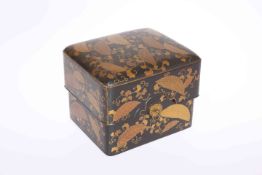 A JAPANESE LACQUER WORK BOX, EARLY 20TH CENTURY, the cover with triple arch cut-outs,