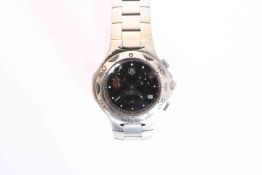 A TAG HEUER STAINLESS STEEL CHRONOGRAPH WRIST WATCH,