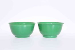 A PAIR OF CHINESE PEKING GREEN GLASS BOWLS,