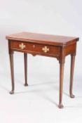 AN 18TH CENTURY MAHOGANY FOLDOVER TABLE, with frieze drawer and gateleg action,