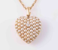 A LATE VICTORIAN SEED PEARL AND DIAMOND LOCKET PENDANT,