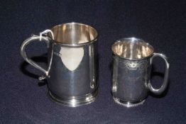 Victorian silver christening mug with engraved decoration, Birmingham 1882,