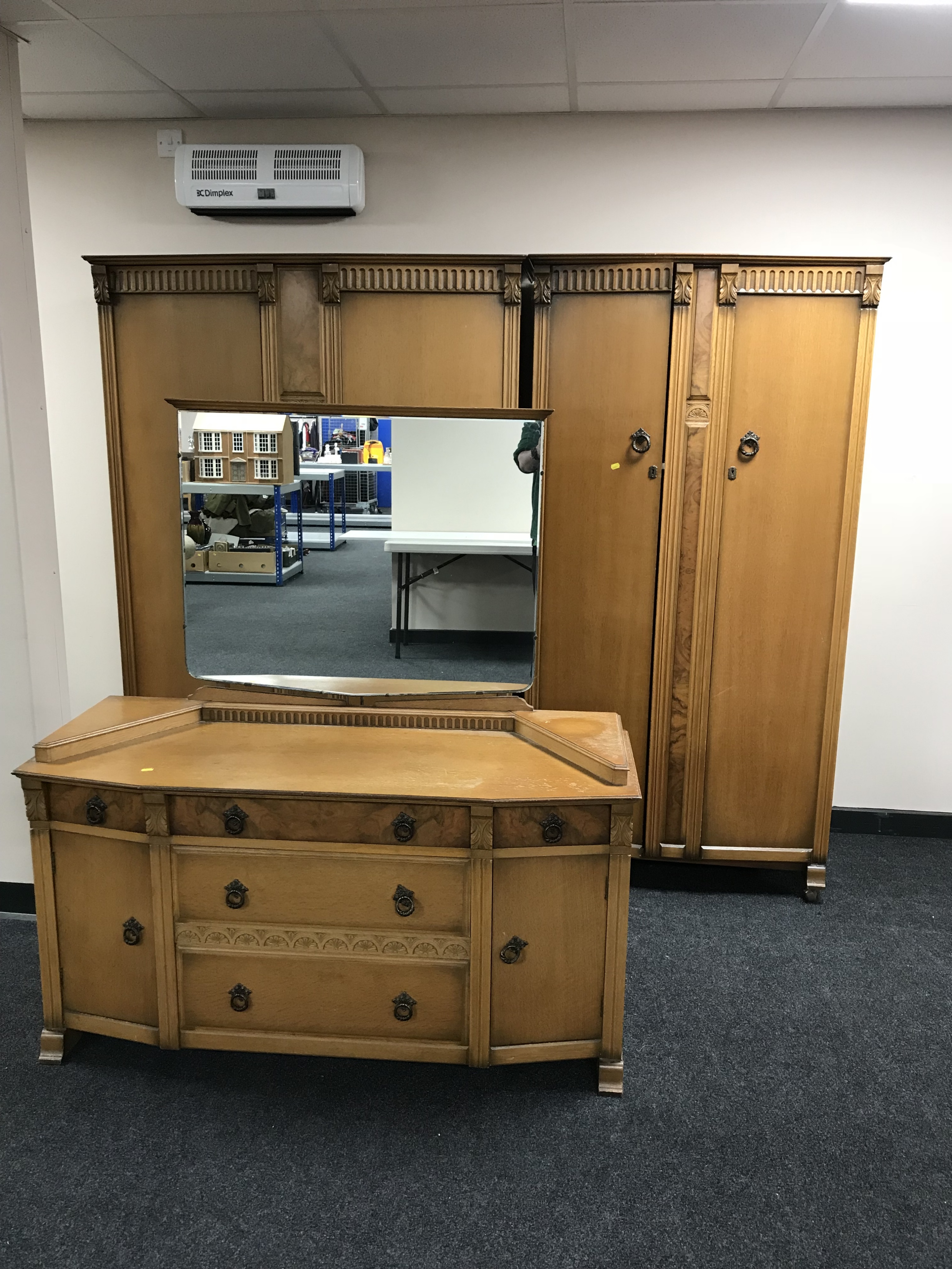 Three piece 1930's oak bedroom suite