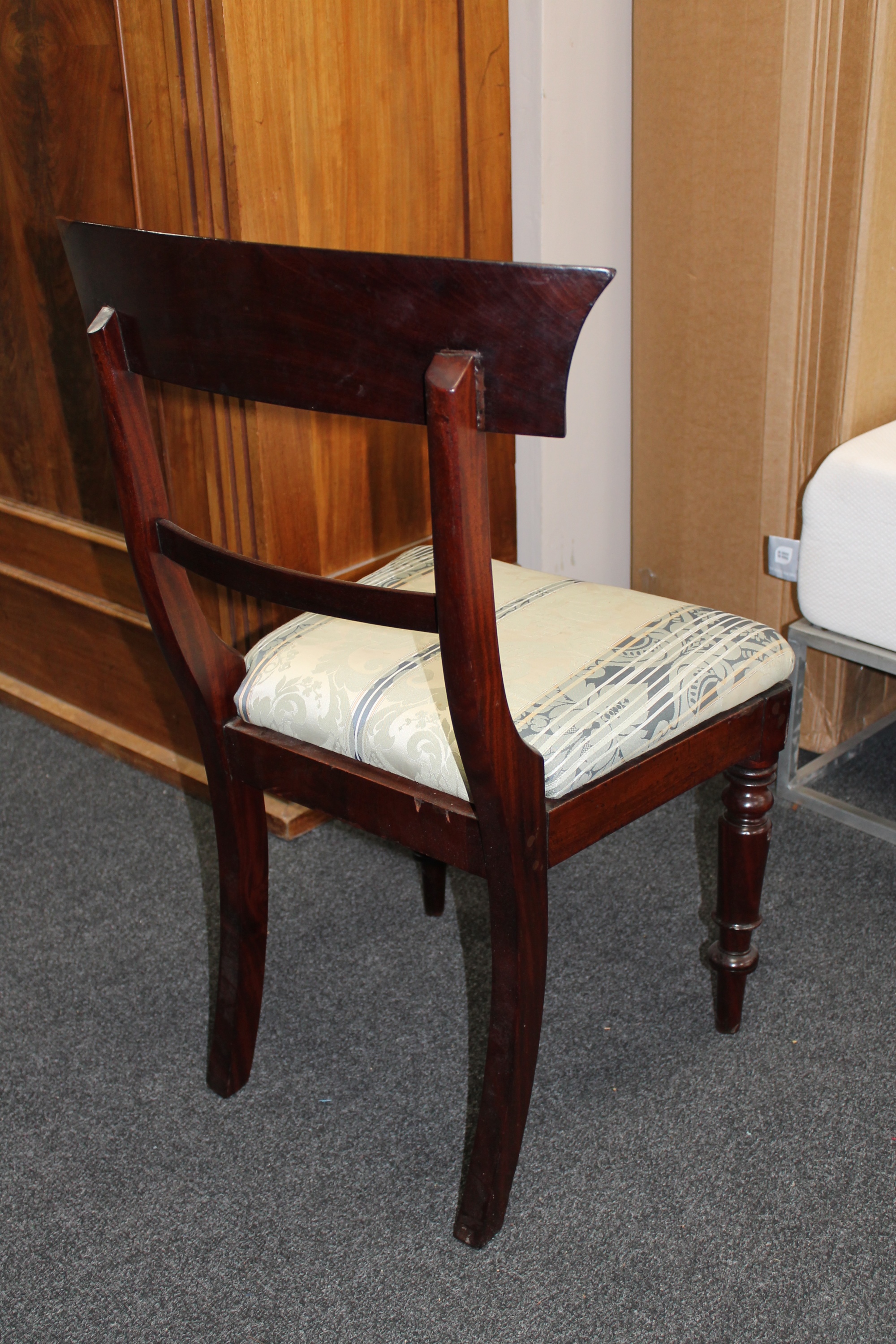 A Victorian mahogany wind-out dining table with three leaves and eight chairs CONDITION - Image 7 of 9