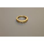 18ct half eternity ring with eight stones 5.