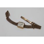 A lady's 9ct gold Rotary wristwatch upon 9ct gold bracelet CONDITION REPORT: This