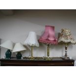 Sixteen assorted table lamps with shades