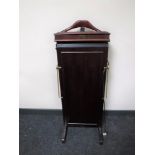 A Corby of Windsor The Statesman trouser press