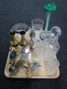A tray of assorted glass ware and lead crystal