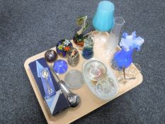 A tray of 20th century glass ware including paperweights,