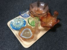 A tray of early 20th century pressed glass,