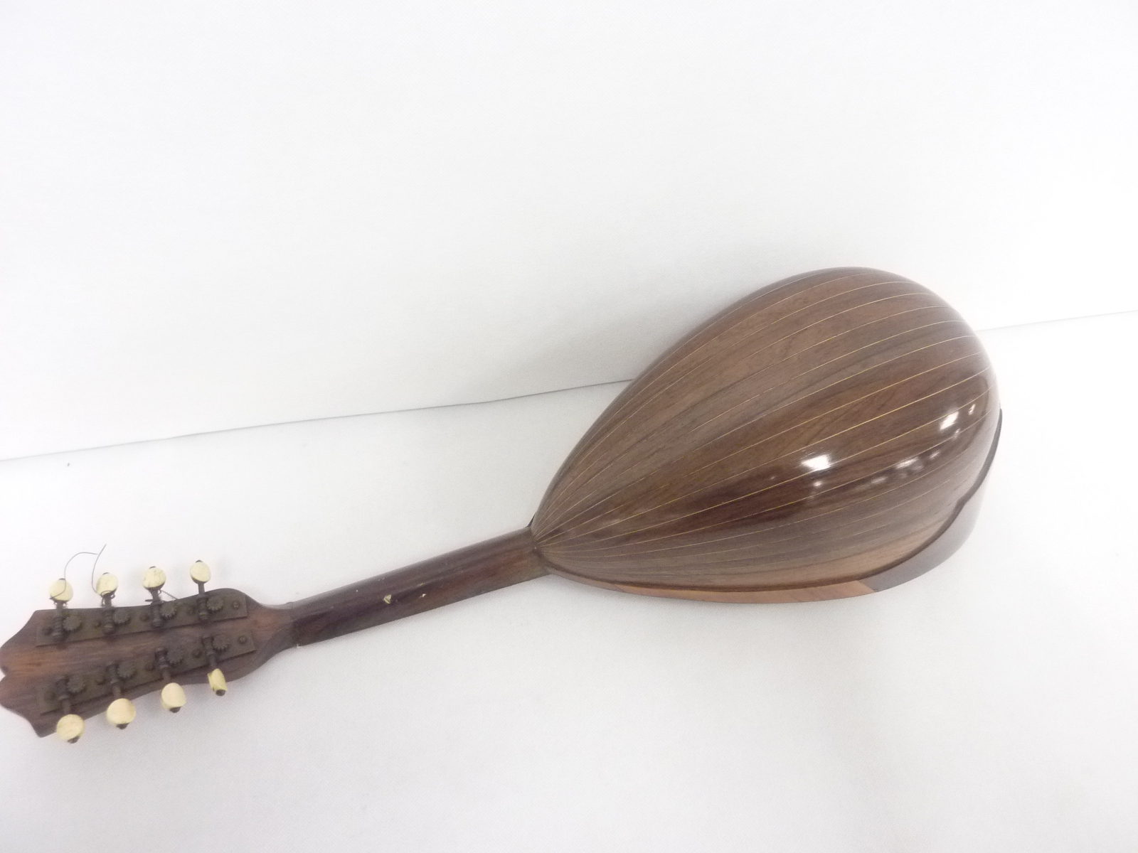 Early 20th Century Mandolin with rosewood Neapolitan bowl back. - Bild 3 aus 3