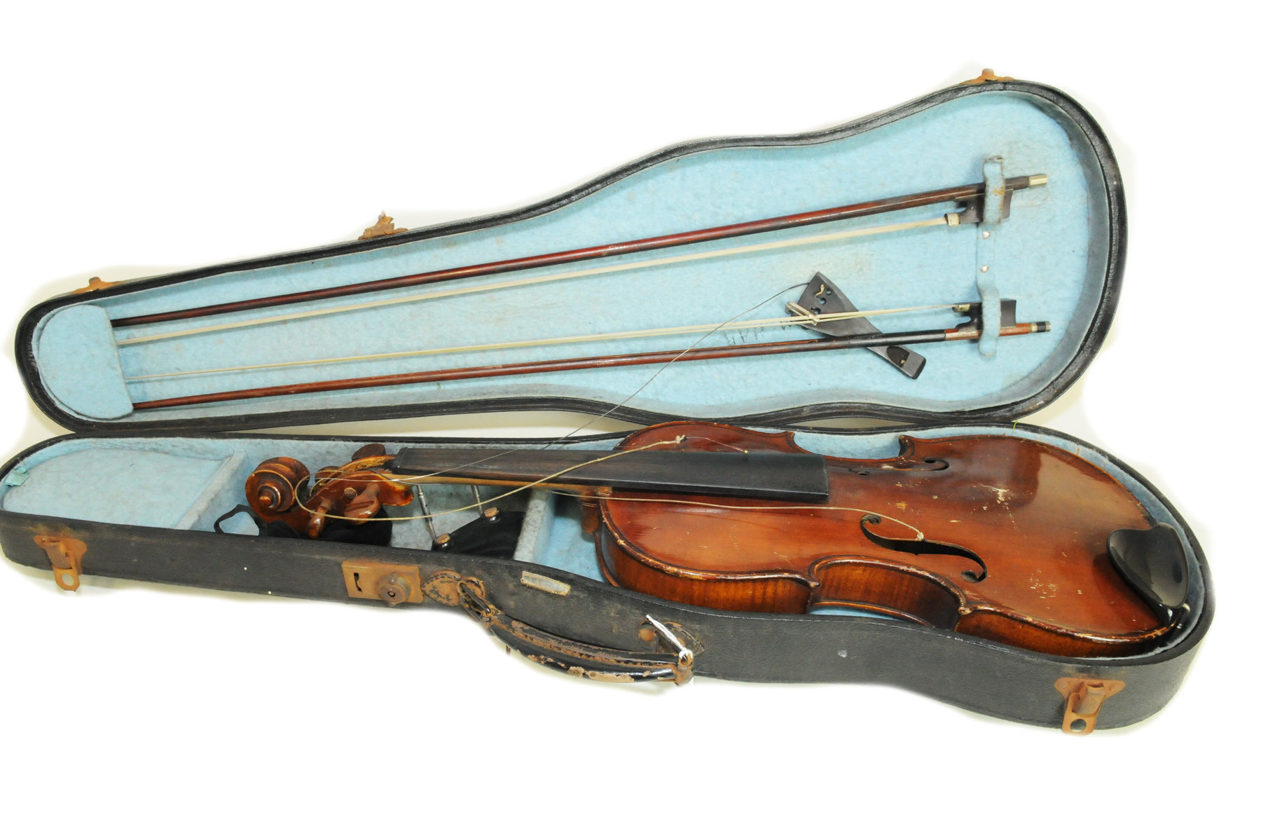 Antique full size violin, the two piece 14" back impressed "Solo", no label, as found,