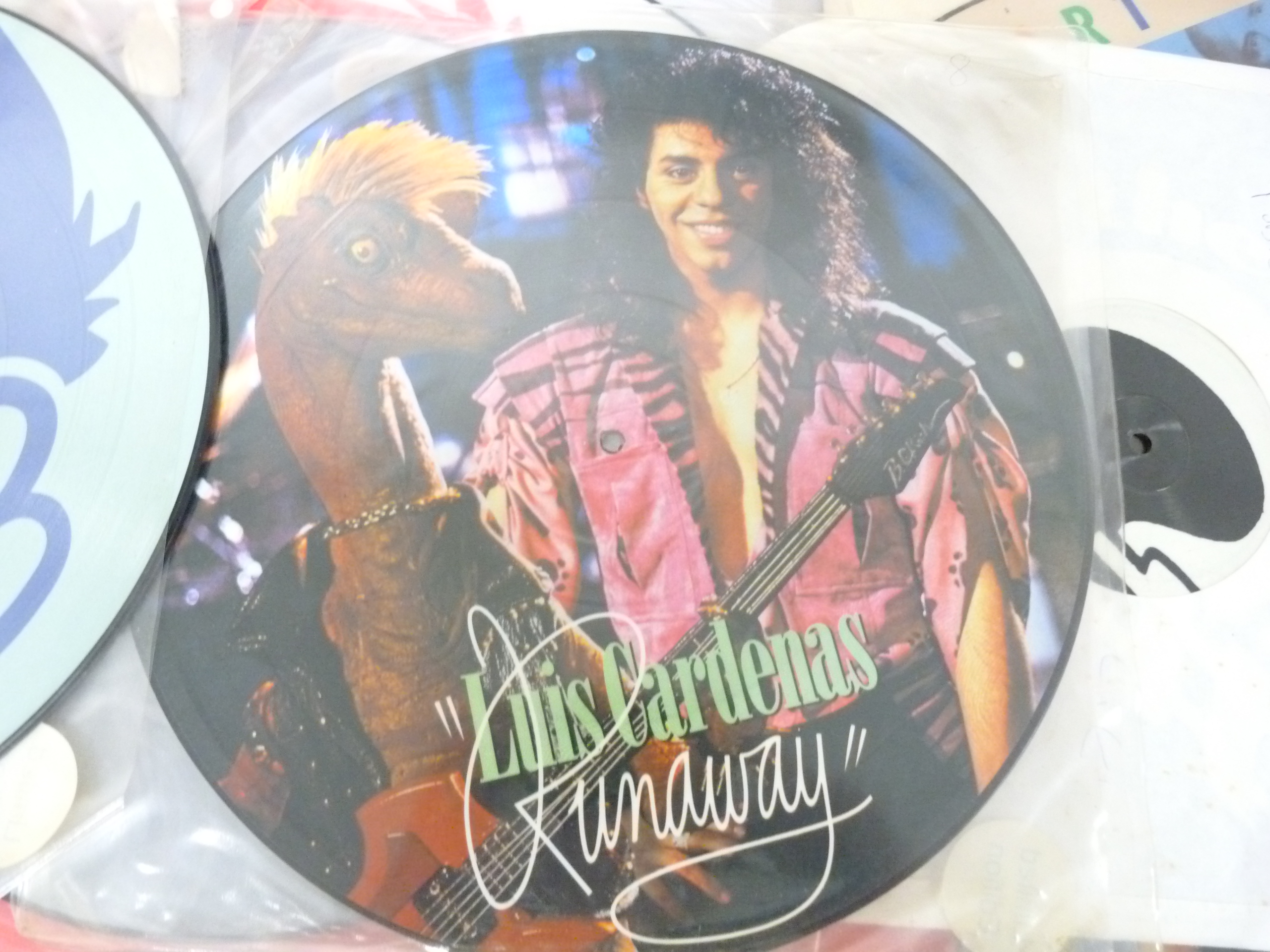 Michael Jackson picture discs BAD and Thriller and other picture discs to include Heart, - Bild 4 aus 4