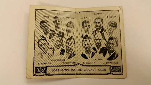 BARRATT, Cricket Team Folders (1933), No. 16 Northamptonshire, creased, FR