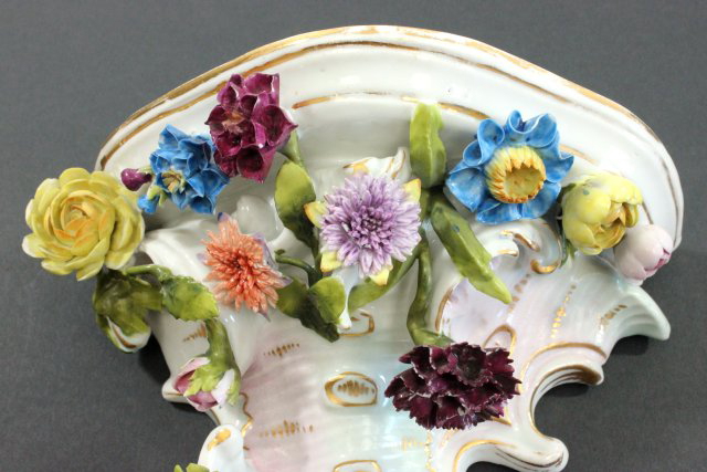 Pair German Porcelain Wall Brackets - Image 3 of 6