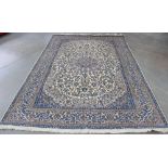 Nain Wool with Silk Accents Rug/Carpet