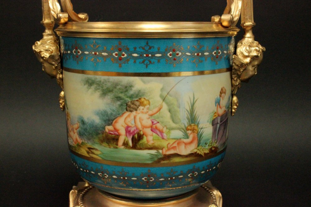 Pair Sèvres Style Porcelain Cachepots - Image 3 of 5