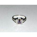 9ct white ladies gold pink tourmaline ring size N