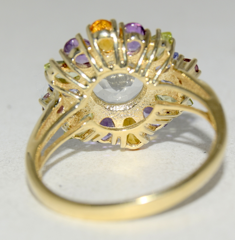 9ct gold semi precious stone cluster ring - Image 3 of 3