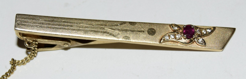 14ct gold tie clip set with diamonds and ruby - Image 7 of 7