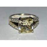 Ladies silver fashion ring