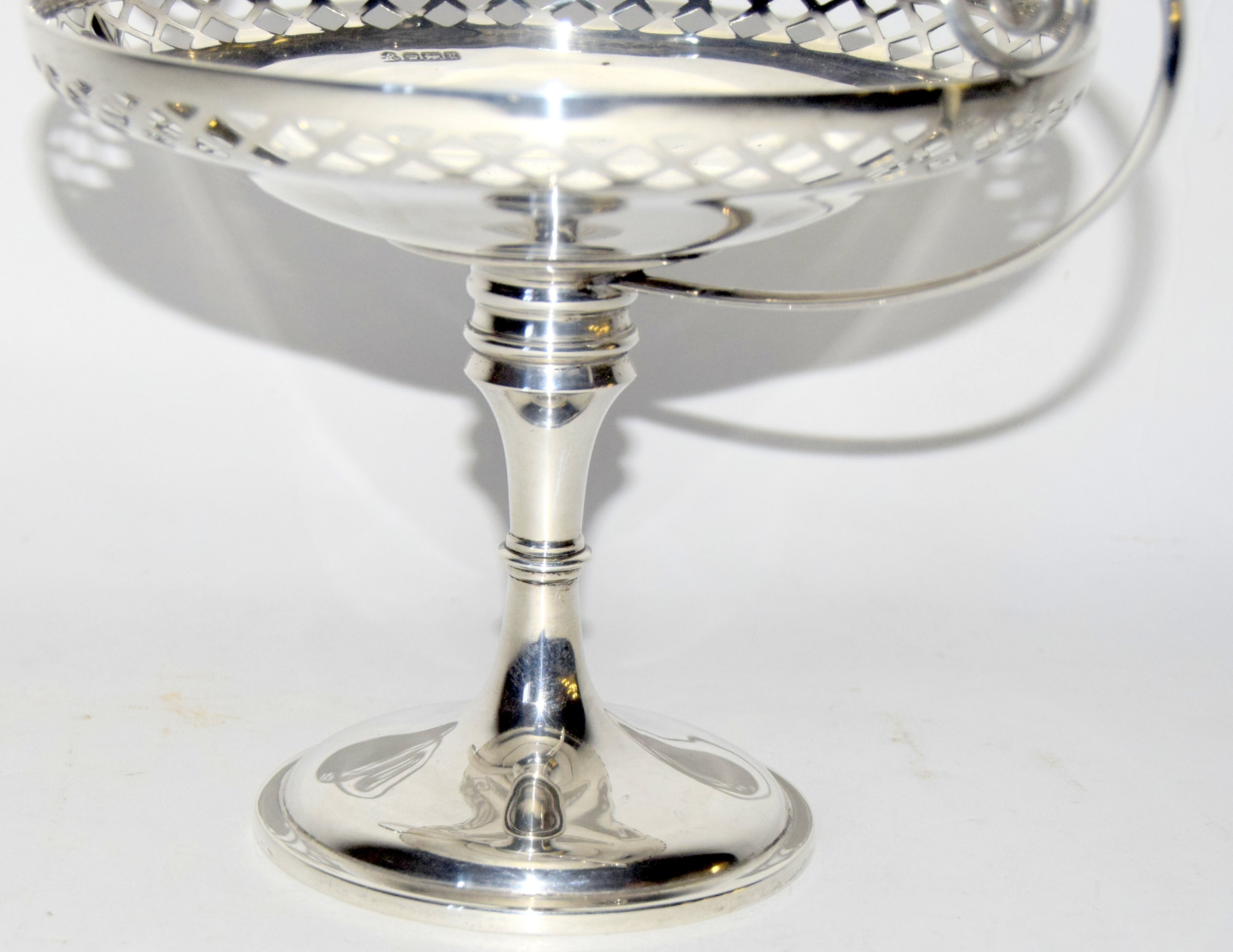 Silver Art Nouveau Tazza. Hallmarked Sheffield 1912 - Image 6 of 7