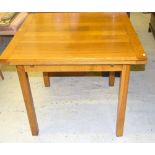 Oak drawer leaf table