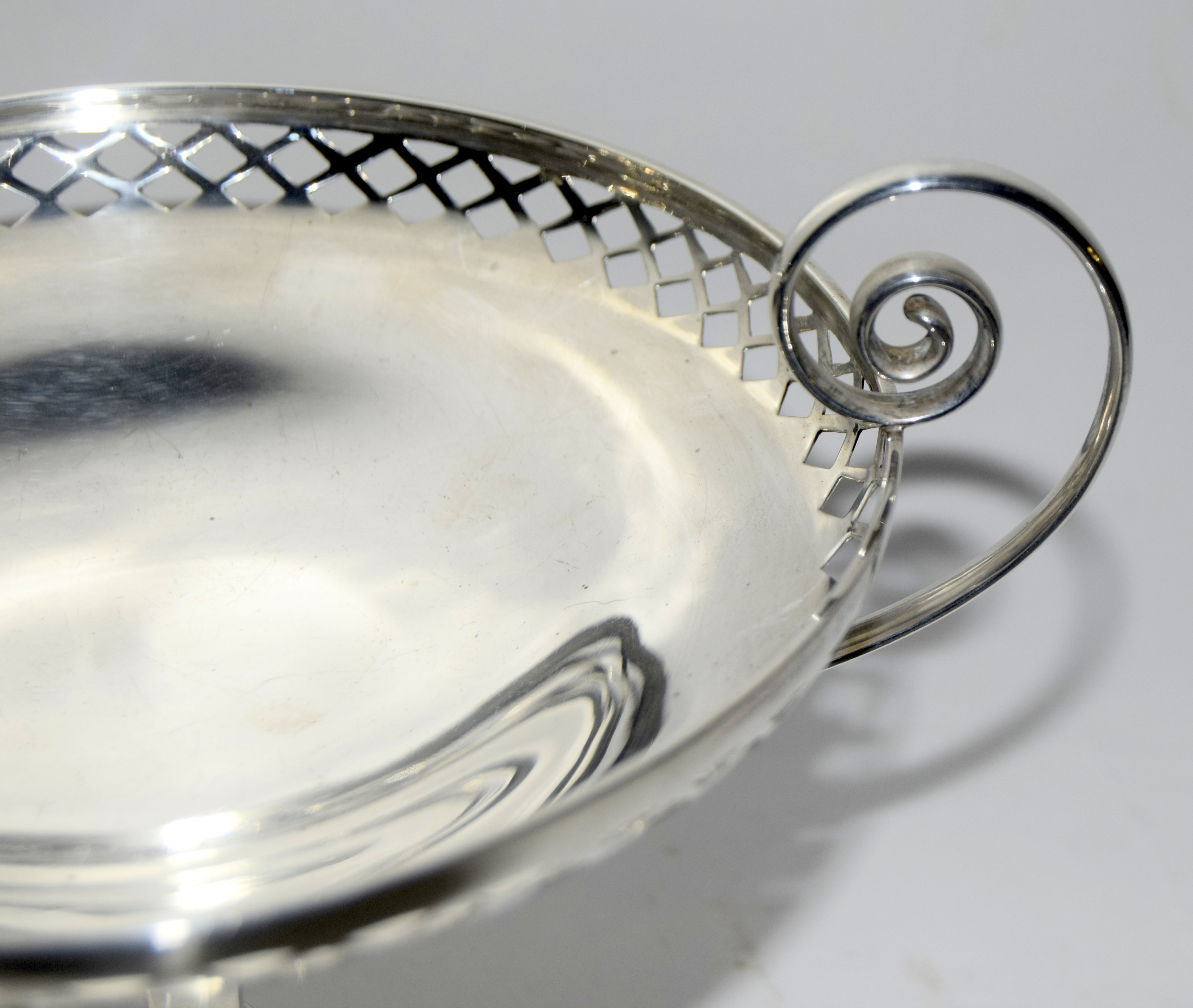 Silver Art Nouveau Tazza. Hallmarked Sheffield 1912 - Image 7 of 7