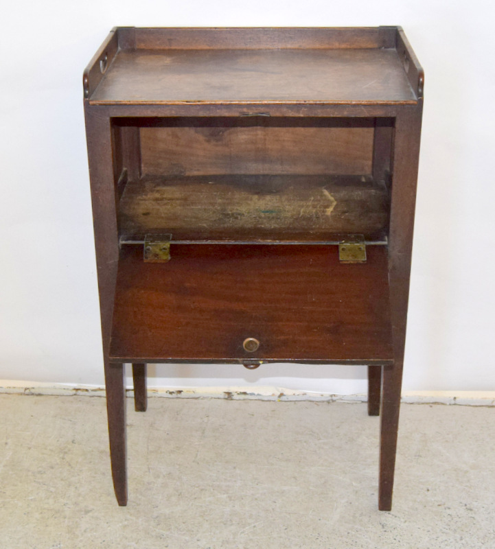 Georgian Tray top pot cupboard with drop down front. 85 x 35 x55 cm - Image 10 of 14