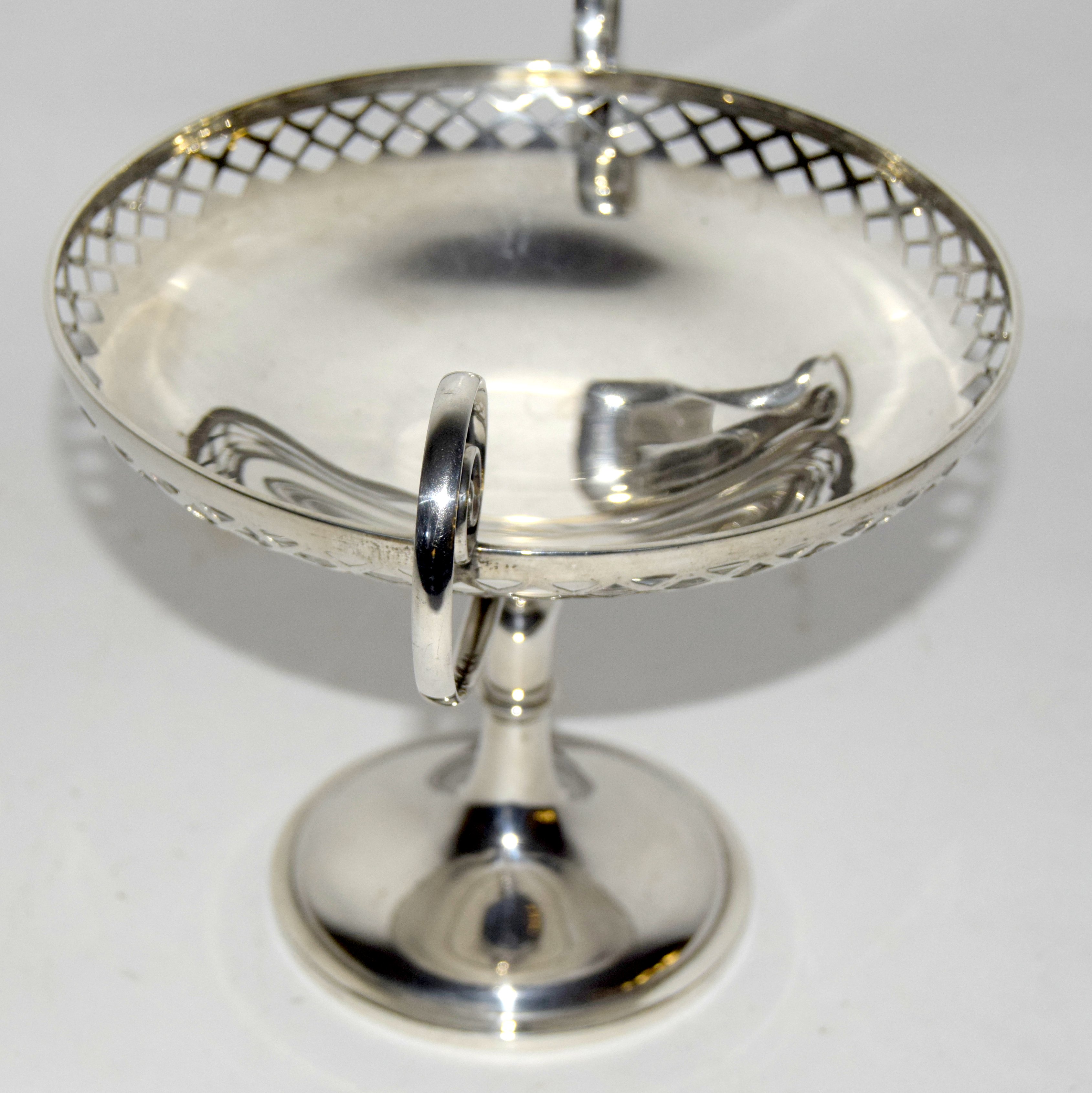 Silver Art Nouveau Tazza. Hallmarked Sheffield 1912 - Image 2 of 7