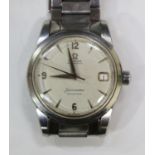 An Omega Seamaster Automatic Calendar steel cased gentleman's bracelet wristwatch, the signed