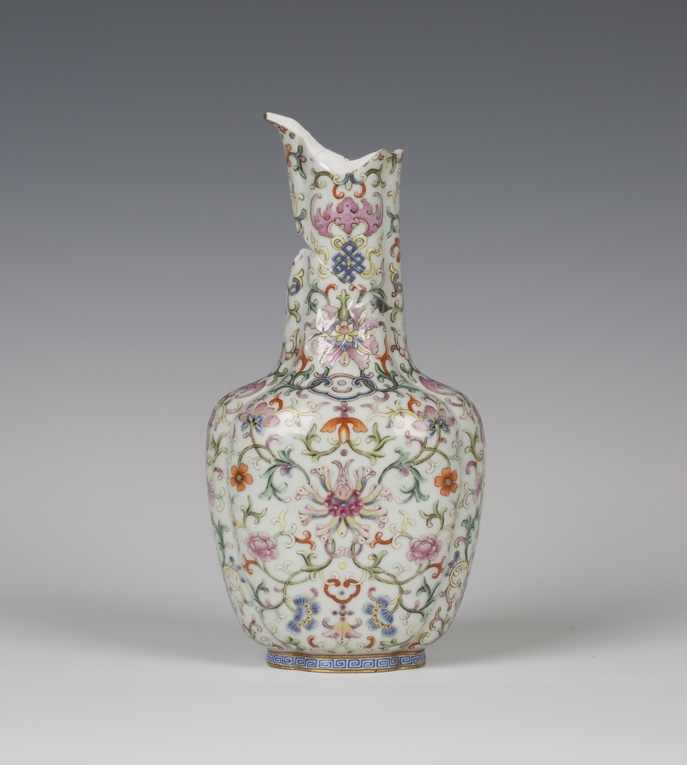 A Chinese Imperial famille rose enamelled porcelain vase, Qianlong or Jiaqing mark and of the