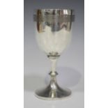 A George V silver goblet, the 'U' shaped bowl engine turned with a chevron band, on a knop stem