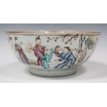 A Chinese famille rose export porcelain bowl, Qianlong period, the exterior painted in the