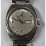 A Jaeger-LeCoultre Club Automatic steel cased gentleman's bracelet wristwatch, the signed silvered