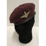 Airborne and SAS interest. Parachute Regiment red beret, late or post WWII.