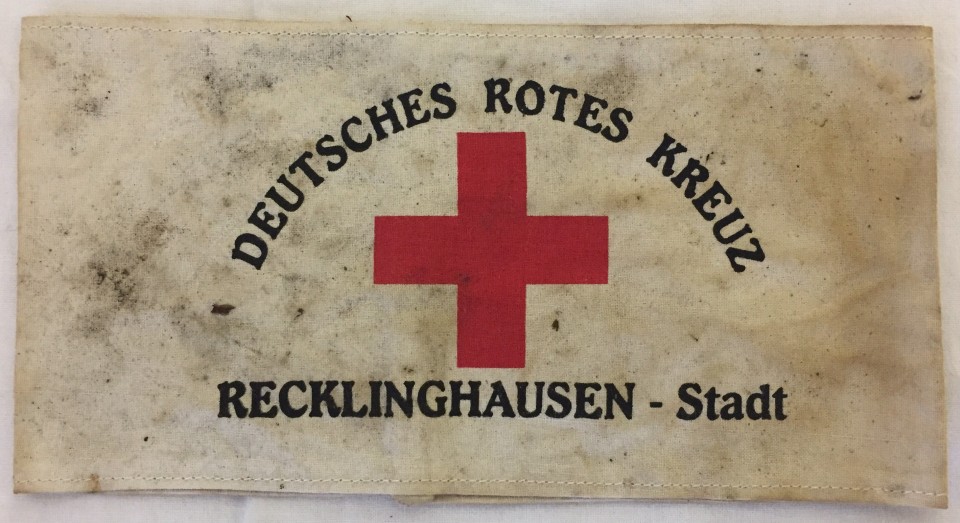 German WWII pattern arm band. Red Cross Civilian Helpers.