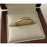 Vintage 22ct gold wedding band.