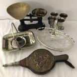 A quantity of assorted metal ware items.