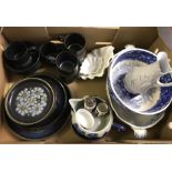 A box of assorted ceramics to include Denby tea wares & Wedgwood bowl.