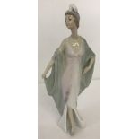 Retired Lladro ceramic figurine "Sophisticated" #5787.