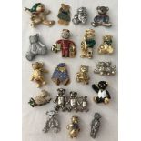 A quantity of 18 assorted Teddy Bear brooches.