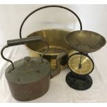 A small collection of metal ware to include a vintage brass jam pan.